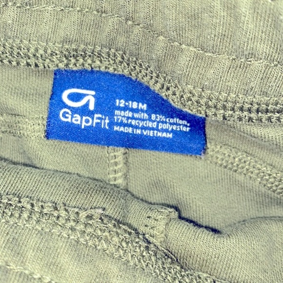 Gap fit olive green joggers size 12-18 months - Picture 2 of 4
